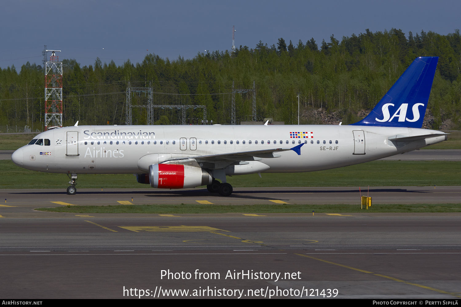 Aircraft Photo of SE-RJF | Airbus A320-232 | Scandinavian Airlines - SAS | AirHistory.net #121439