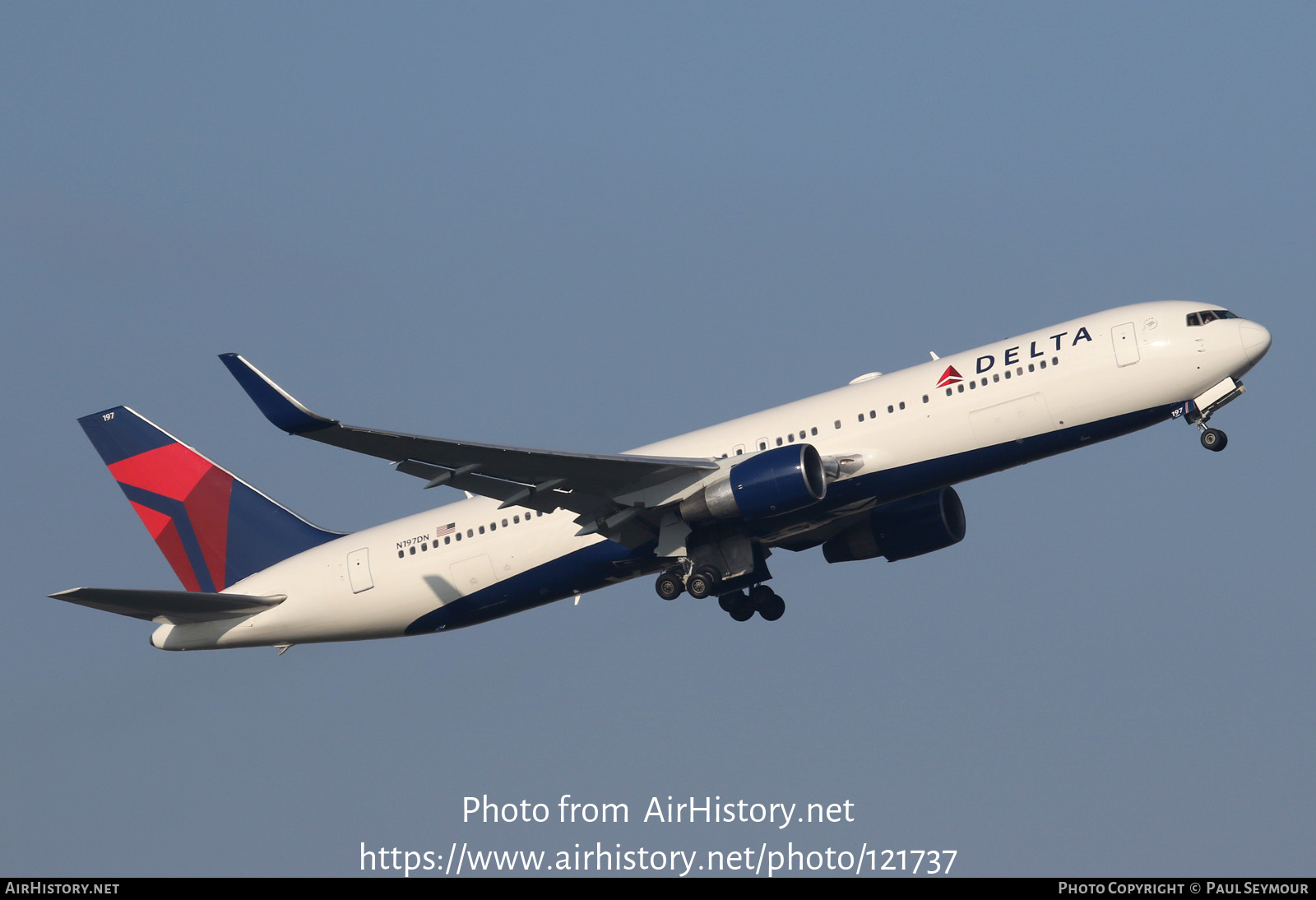 Aircraft Photo of N197DN | Boeing 767-332/ER | Delta Air Lines | AirHistory.net #121737