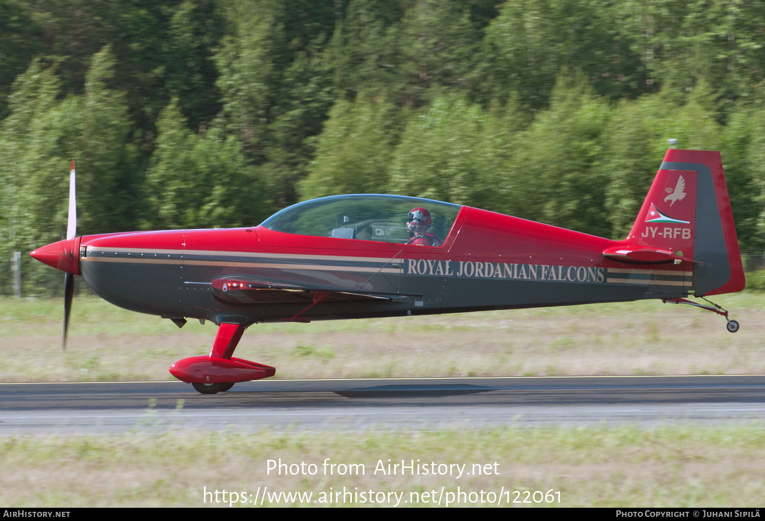 Aircraft Photo of JY-RFB | Extra EA-300L | Royal Jordanian Falcons | AirHistory.net #122061