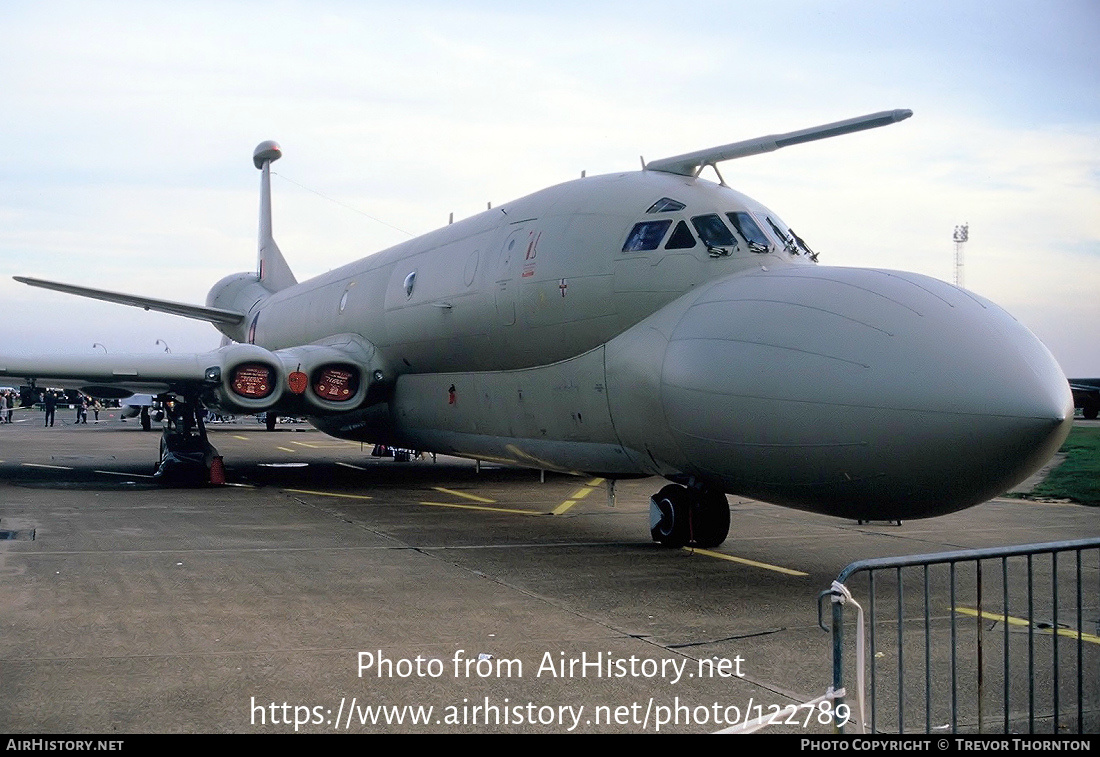 Aircraft Photo of XV263 | Hawker Siddeley HS-801 Nimrod AEW.3 | UK - Air Force | AirHistory.net #122789