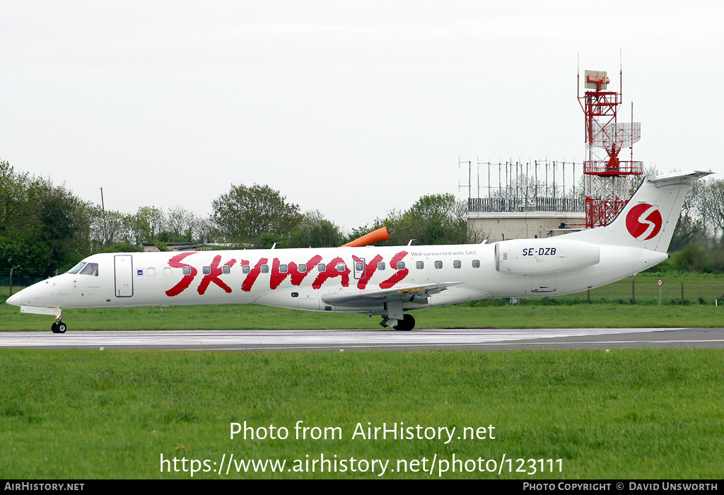 Aircraft Photo of SE-DZB | Embraer ERJ-145EP (EMB-145EP) | Skyways | AirHistory.net #123111