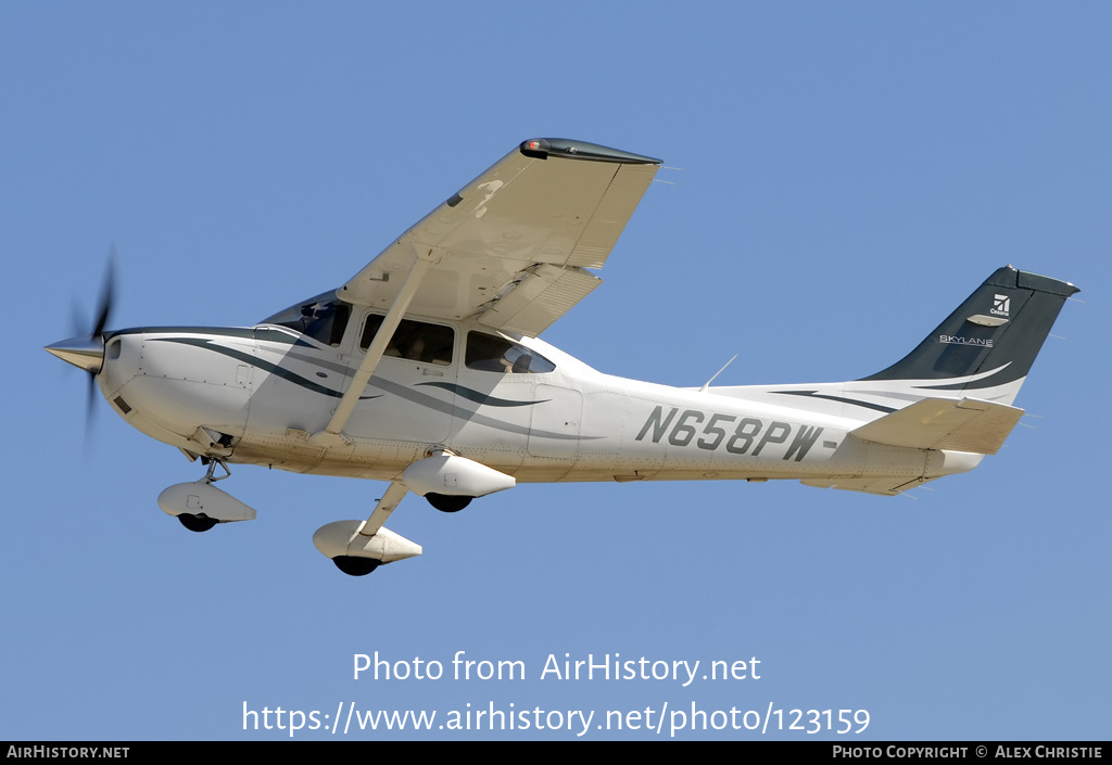 Aircraft Photo of N658PW | Cessna 182T Skylane | AirHistory.net #123159