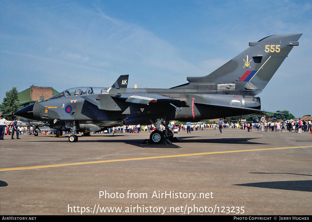 Aircraft Photo of ZA555 | Panavia Tornado GR1 | UK - Air Force | AirHistory.net #123235