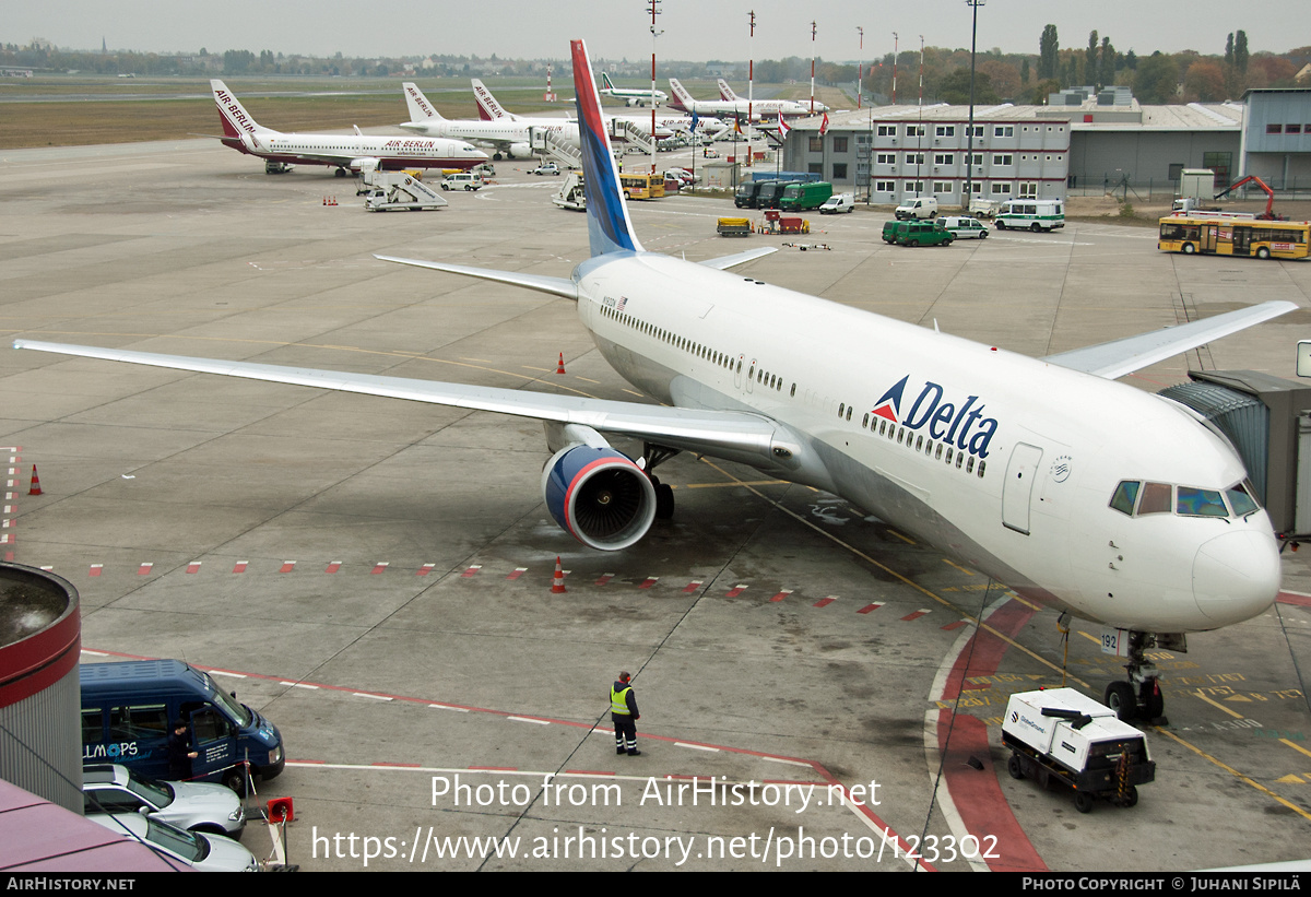 Aircraft Photo of N192DN | Boeing 767-332/ER | Delta Air Lines | AirHistory.net #123302