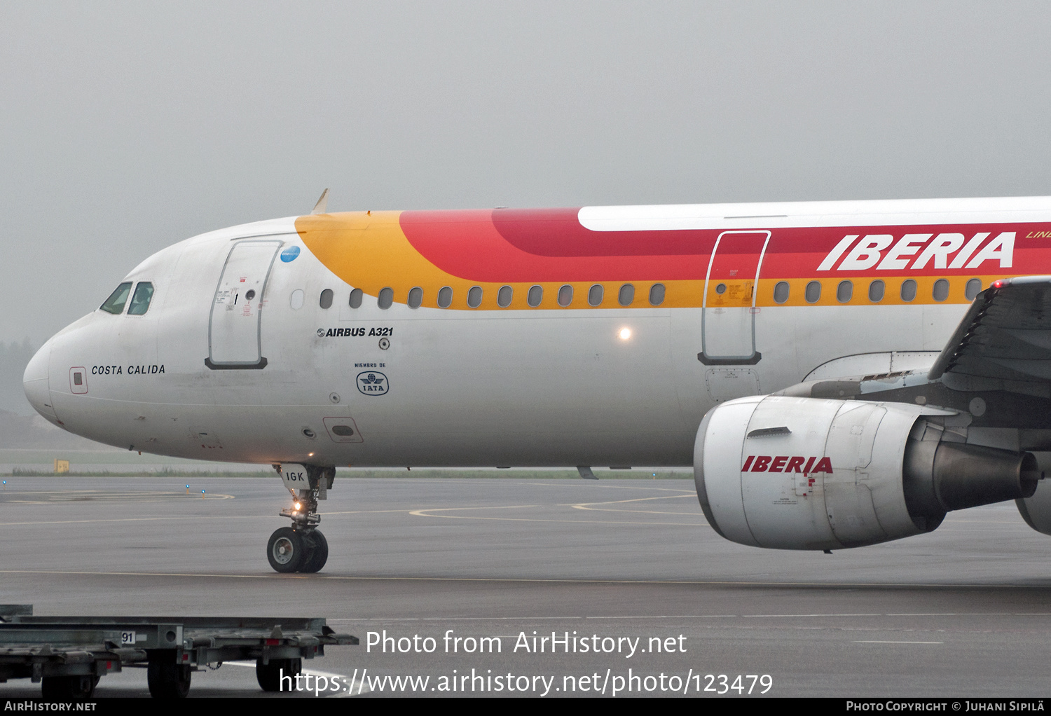 Aircraft Photo of EC-IGK | Airbus A321-213 | Iberia | AirHistory.net #123479