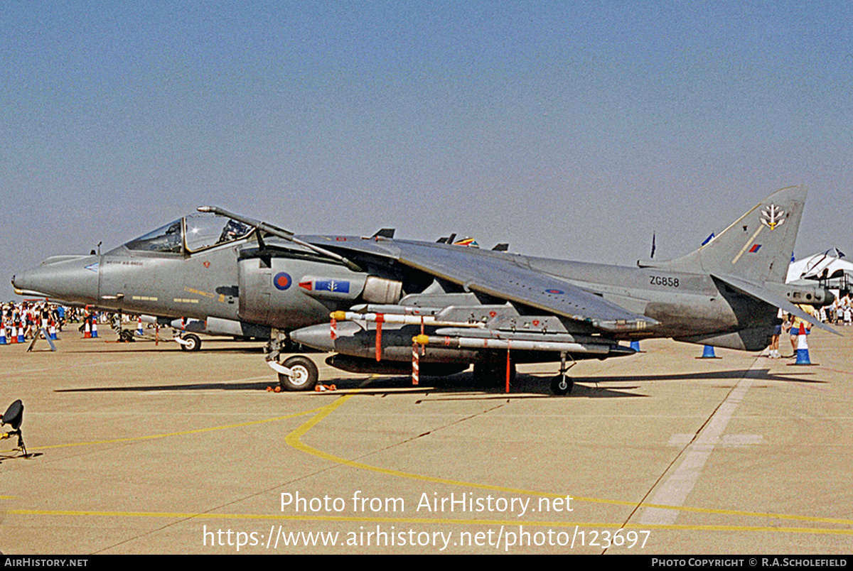 Aircraft Photo of ZG858 | British Aerospace Harrier GR9 | UK - Air Force | AirHistory.net #123697