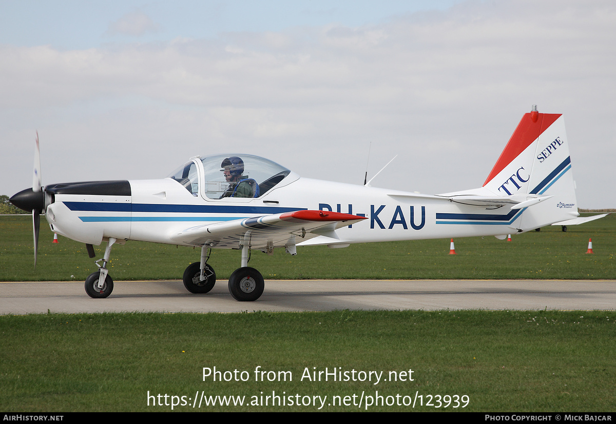 Aircraft Photo of PH-KAU | Slingsby T-67M-200 Firefly | AirHistory.net #123939