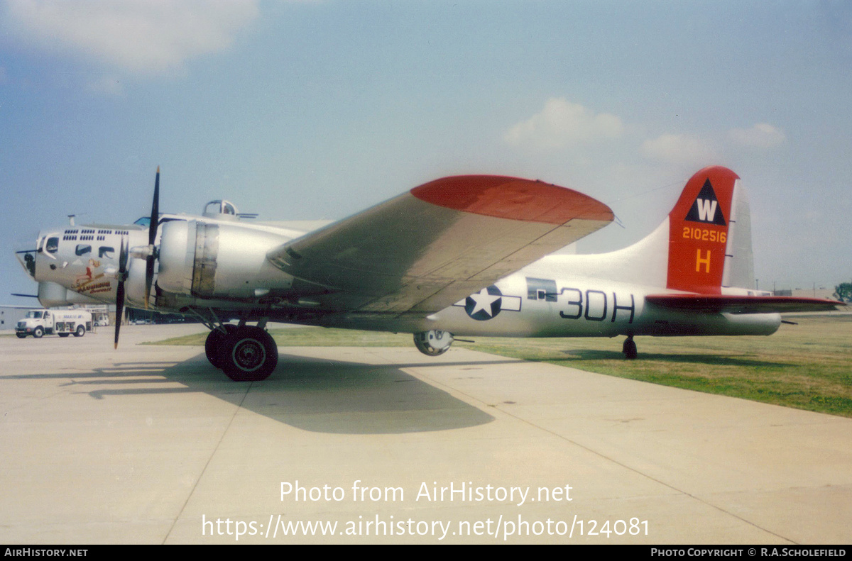 Aircraft Photo of N5017N / 2102516 | Boeing B-17G Flying Fortress | USA - Air Force | AirHistory.net #124081