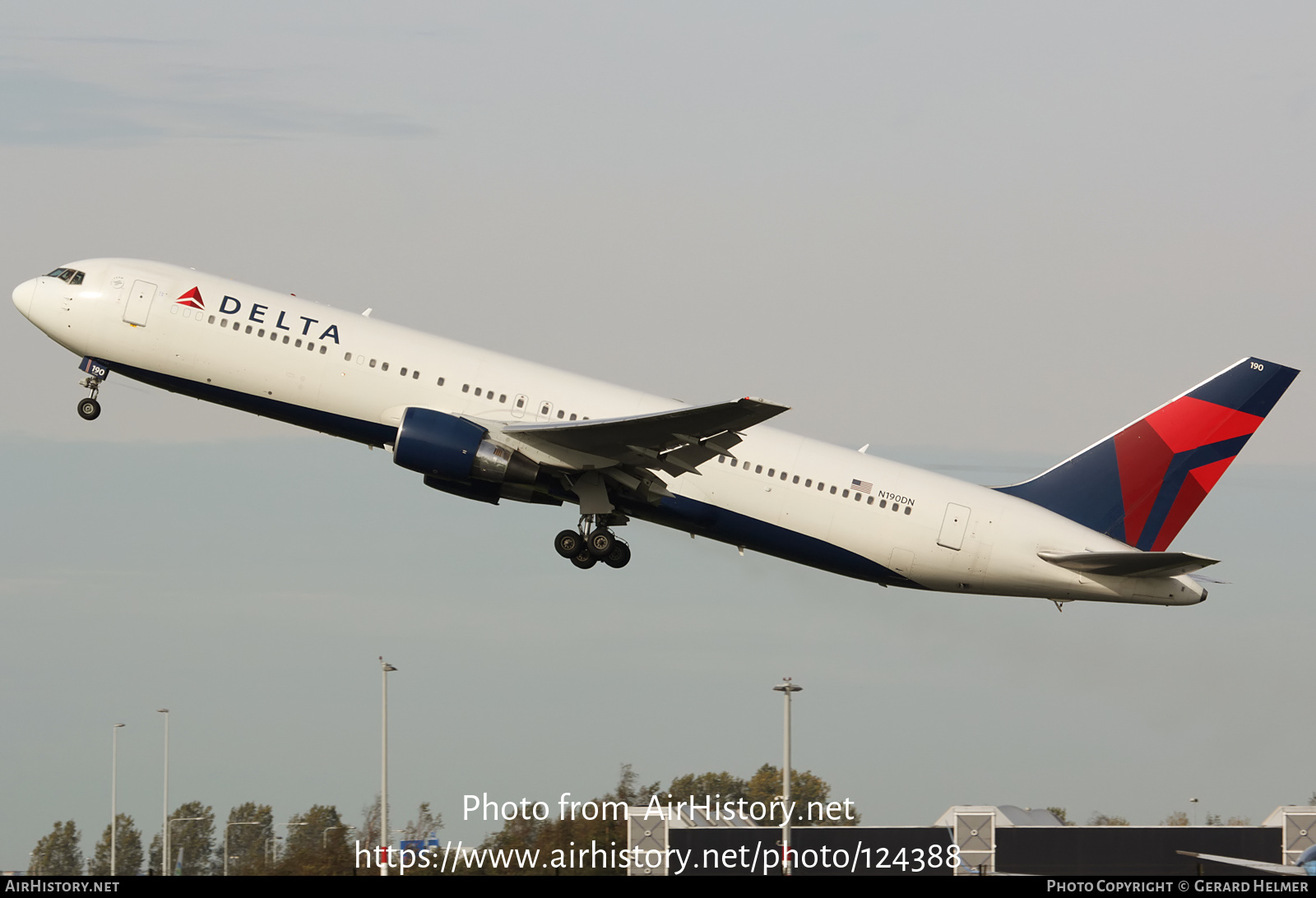 Aircraft Photo of N190DN | Boeing 767-332/ER | Delta Air Lines | AirHistory.net #124388