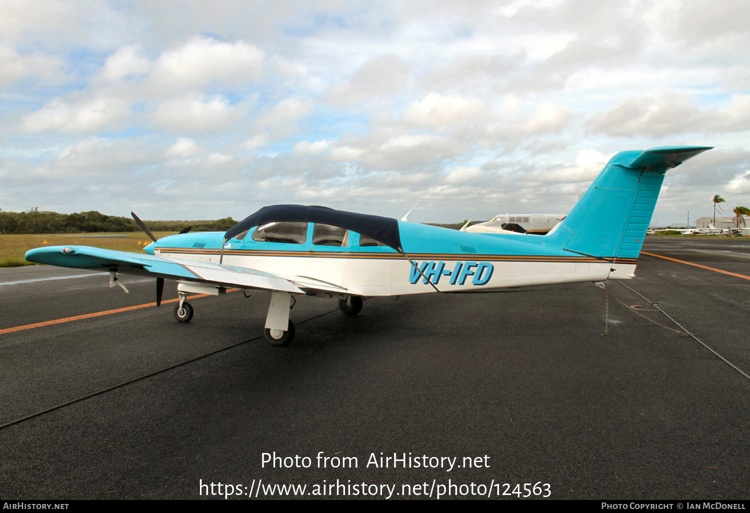 Aircraft Photo of VH-IFD | Piper PA-28RT-201T Turbo Arrow IV | AirHistory.net #124563