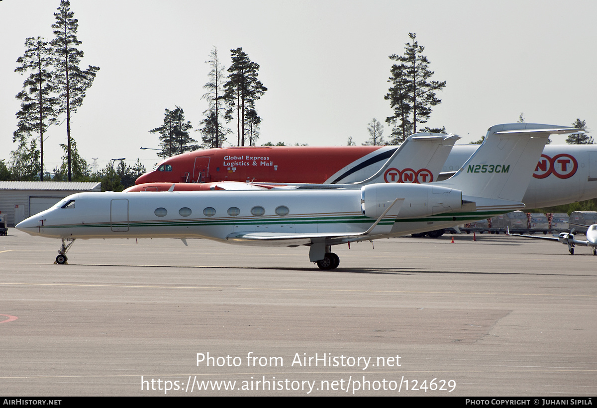 Aircraft Photo of N253CM | Gulfstream Aerospace G-V Gulfstream V | AirHistory.net #124629