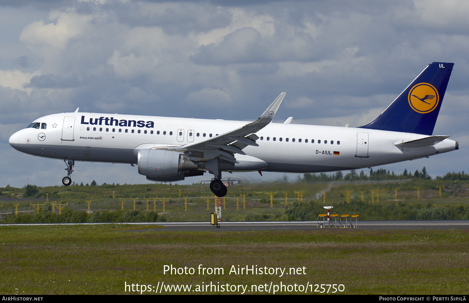 Aircraft Photo of D-AIUL | Airbus A320-214 | Lufthansa | AirHistory.net #125750