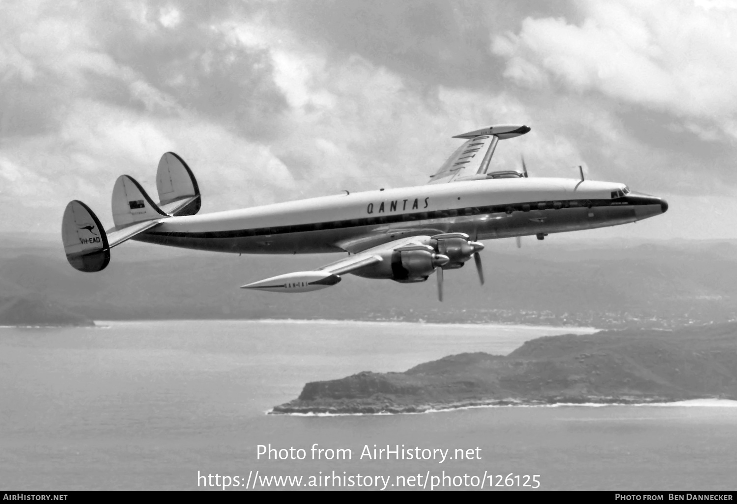 Aircraft Photo of VH-EAD | Lockheed L-1049G Super Constellation | Qantas | AirHistory.net #126125