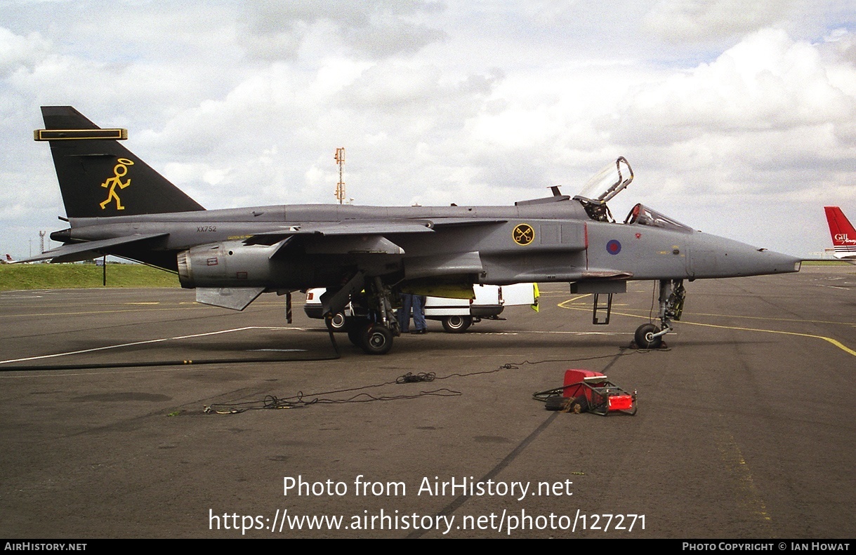 Aircraft Photo of XX752 | Sepecat Jaguar GR3A | UK - Air Force | AirHistory.net #127271