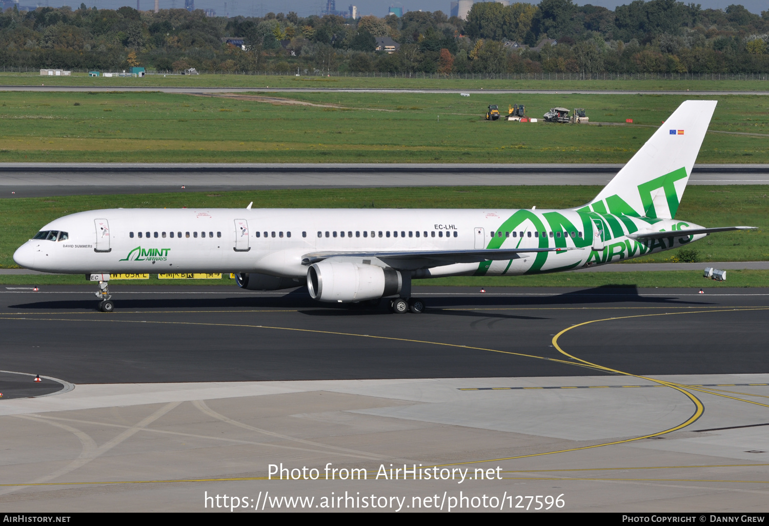 Aircraft Photo of EC-LHL | Boeing 757-28A | Mint Airways | AirHistory.net #127596