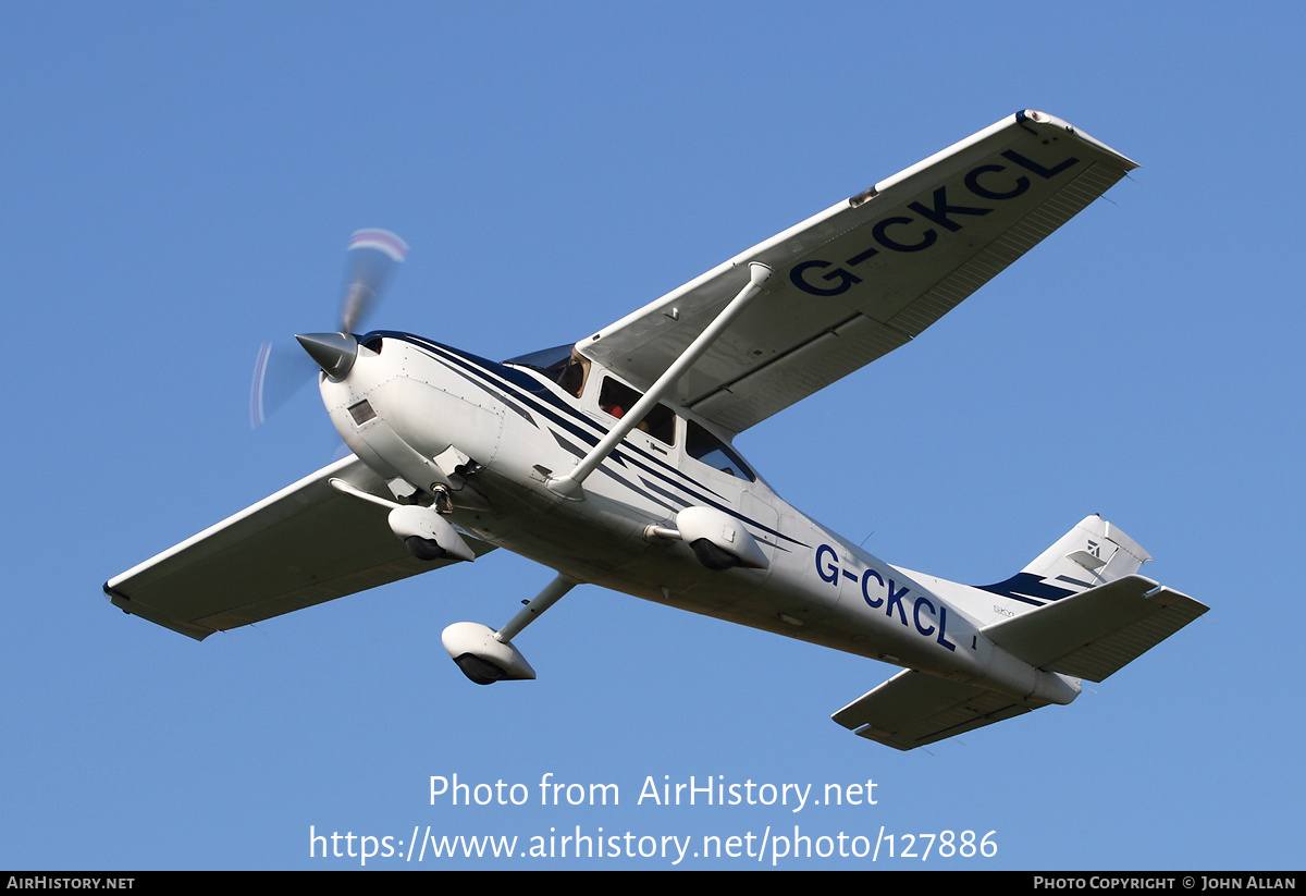 Aircraft Photo of G-CKCL | Cessna 182T Skylane | AirHistory.net #127886