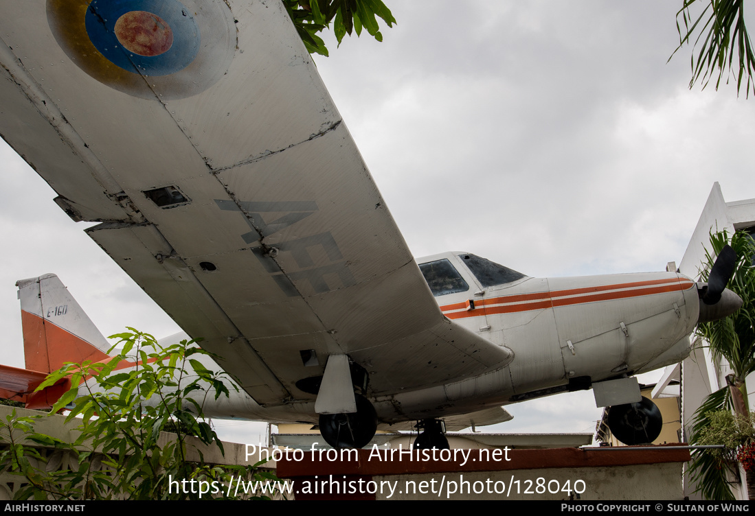 Aircraft Photo of E-160 | Piper PA-24-... Comanche | Ecuador - Army | AirHistory.net #128040