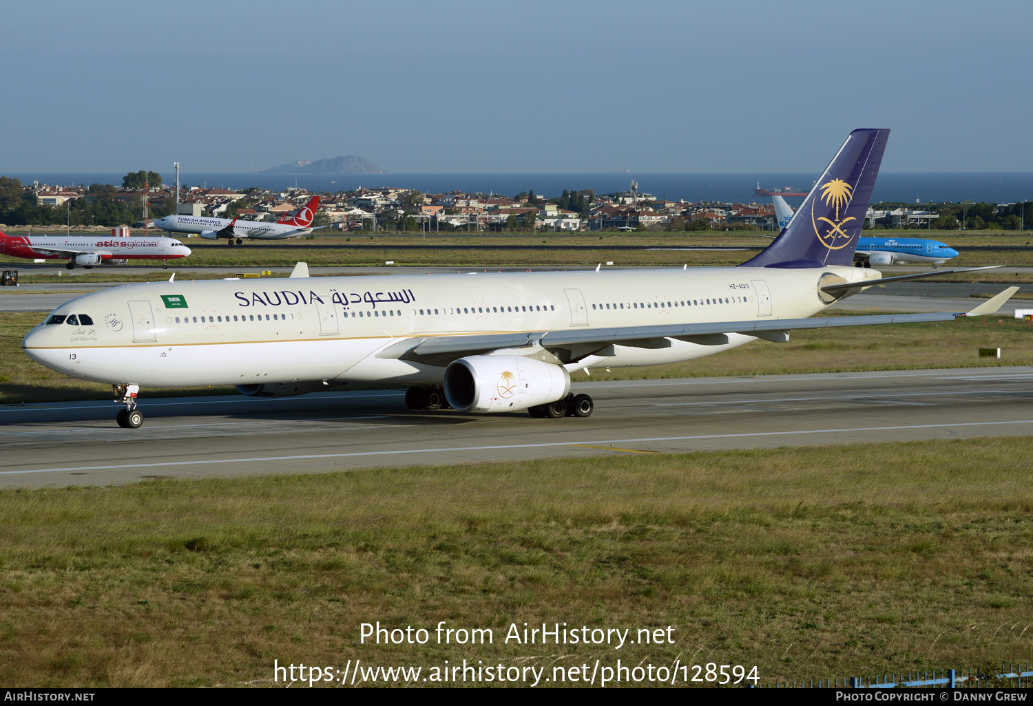 Aircraft Photo of HZ-AQ13 | Airbus A330-343E | Saudia - Saudi Arabian Airlines | AirHistory.net #128594