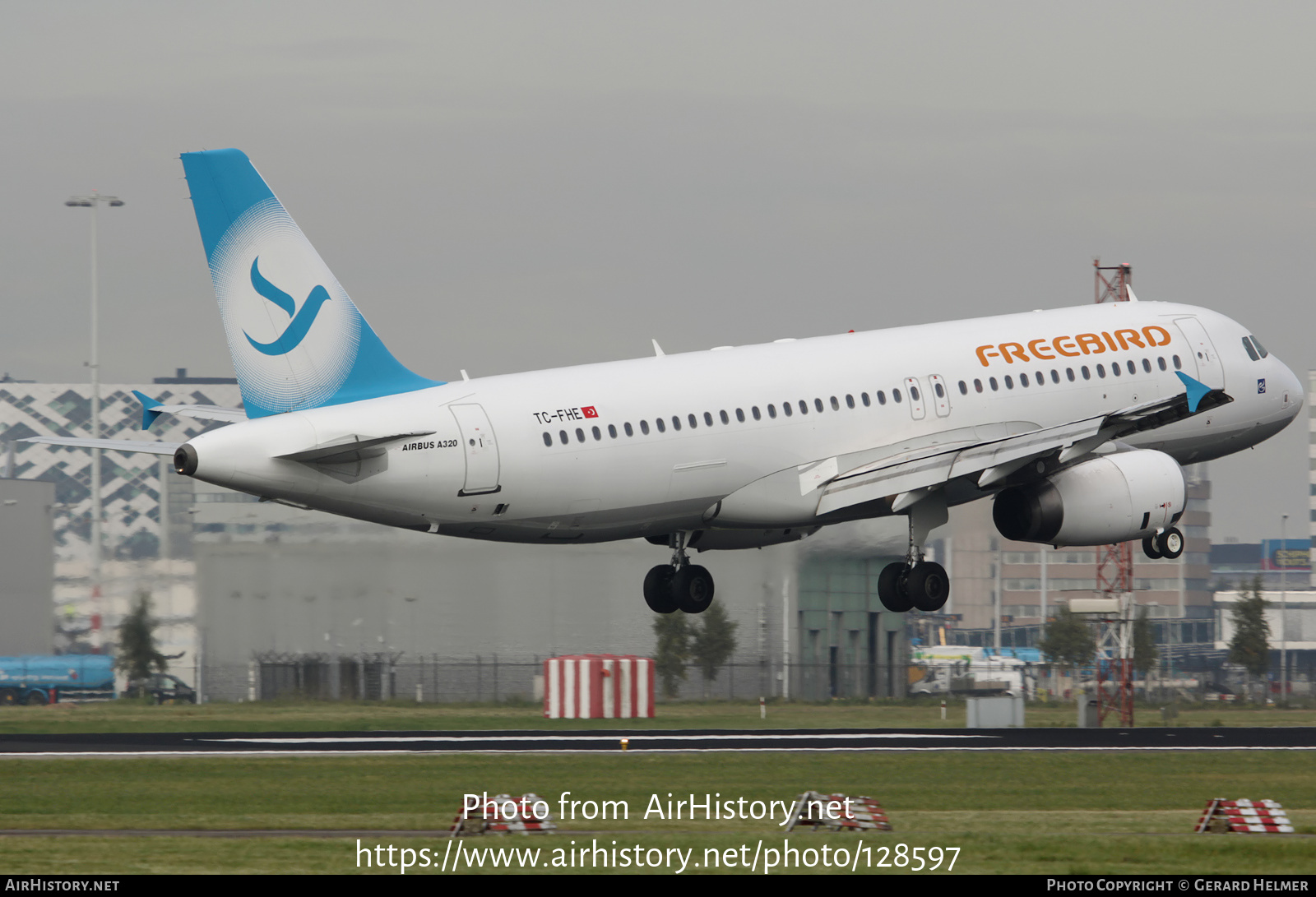 Aircraft Photo of TC-FHE | Airbus A320-232 | Freebird Airlines | AirHistory.net #128597