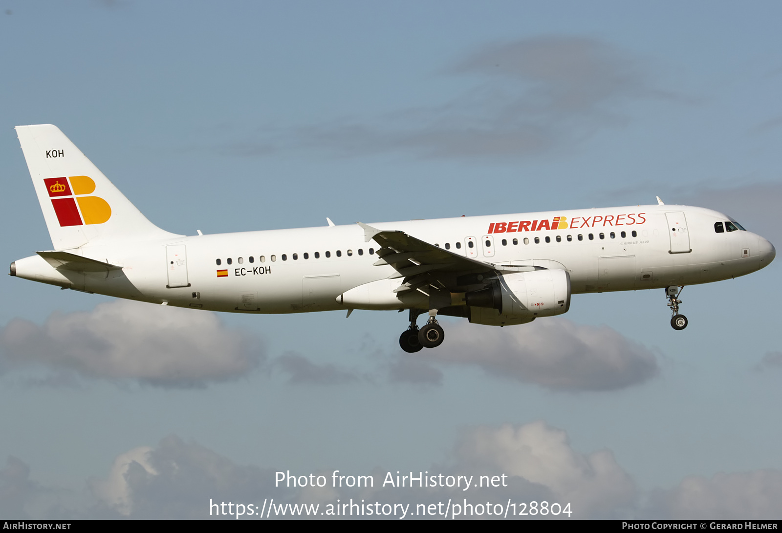 Aircraft Photo of EC-KOH | Airbus A320-214 | Iberia Express | AirHistory.net #128804