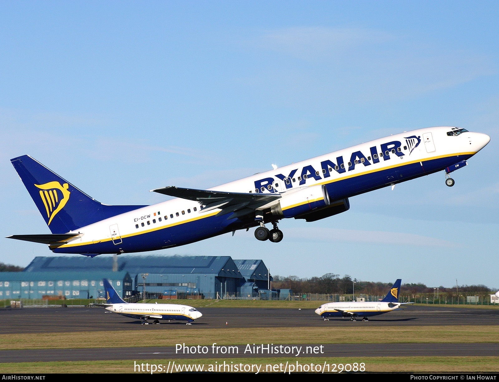 Aircraft Photo of EI-DCW | Boeing 737-8AS | Ryanair | AirHistory.net #129088