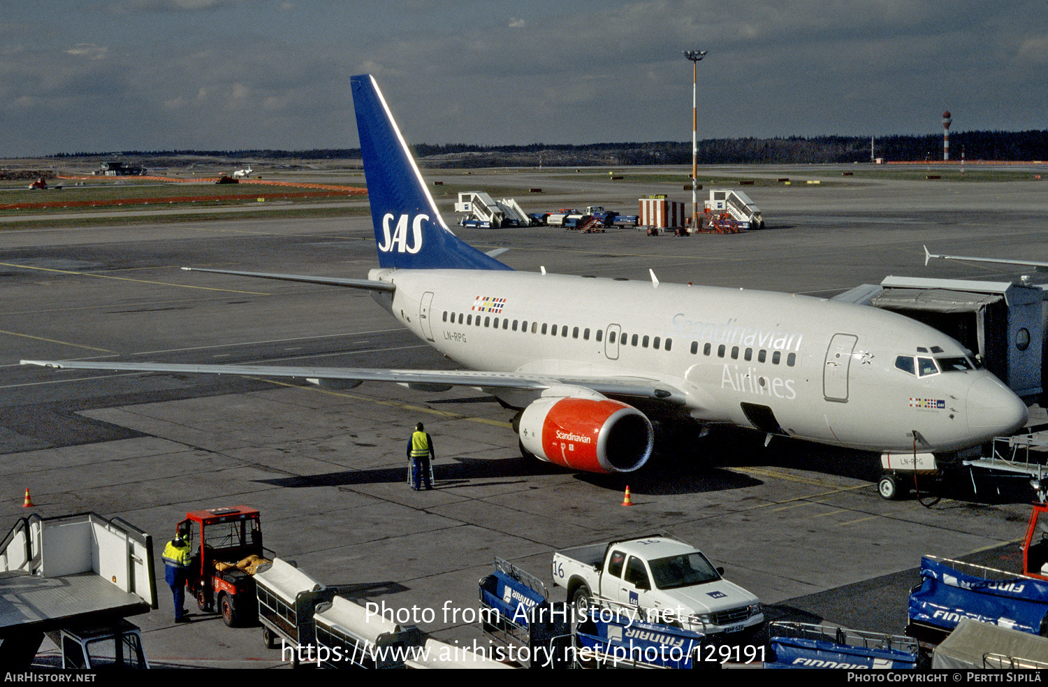 Aircraft Photo of LN-RPG | Boeing 737-683 | Scandinavian Airlines - SAS | AirHistory.net #129191