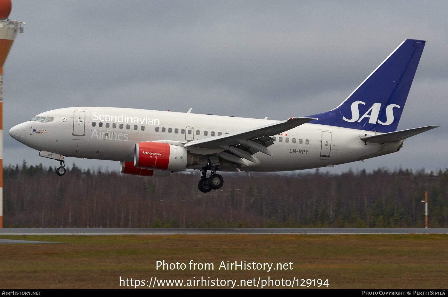 Aircraft Photo of LN-RPY | Boeing 737-683 | Scandinavian Airlines - SAS | AirHistory.net #129194