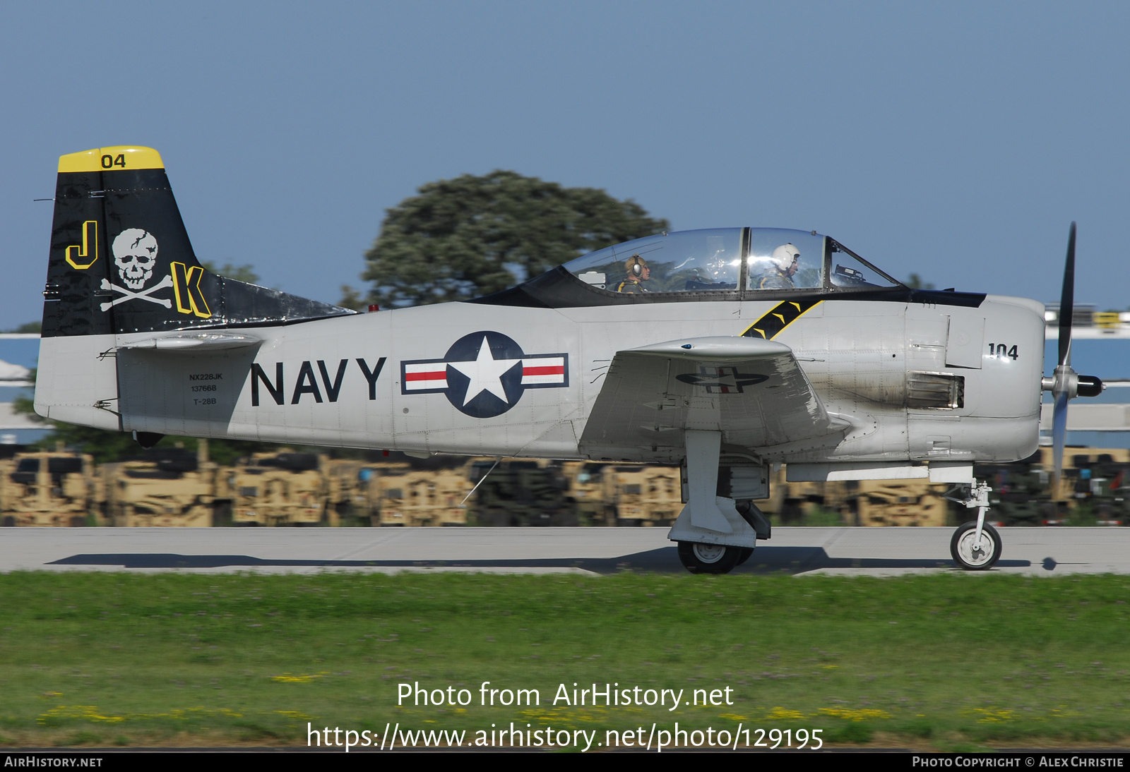 Aircraft Photo of N228JK / NX228JK / 137668 | North American T-28B Trojan | USA - Navy | AirHistory.net #129195