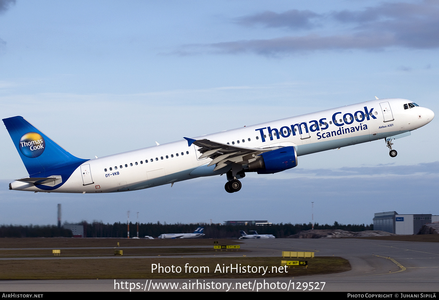 Aircraft Photo of OY-VKB | Airbus A321-211 | Thomas Cook Airlines Scandinavia | AirHistory.net #129527