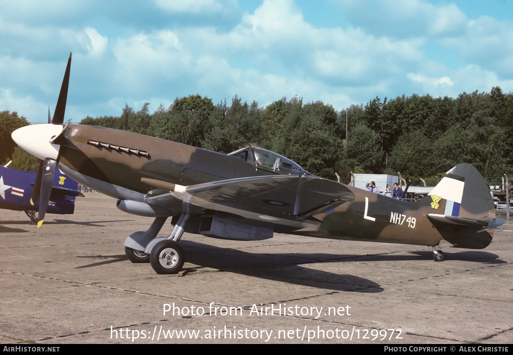 Aircraft Photo of G-MXIV / NH749 | Supermarine 379 Spitfire FR14 | UK - Air Force | AirHistory.net #129972