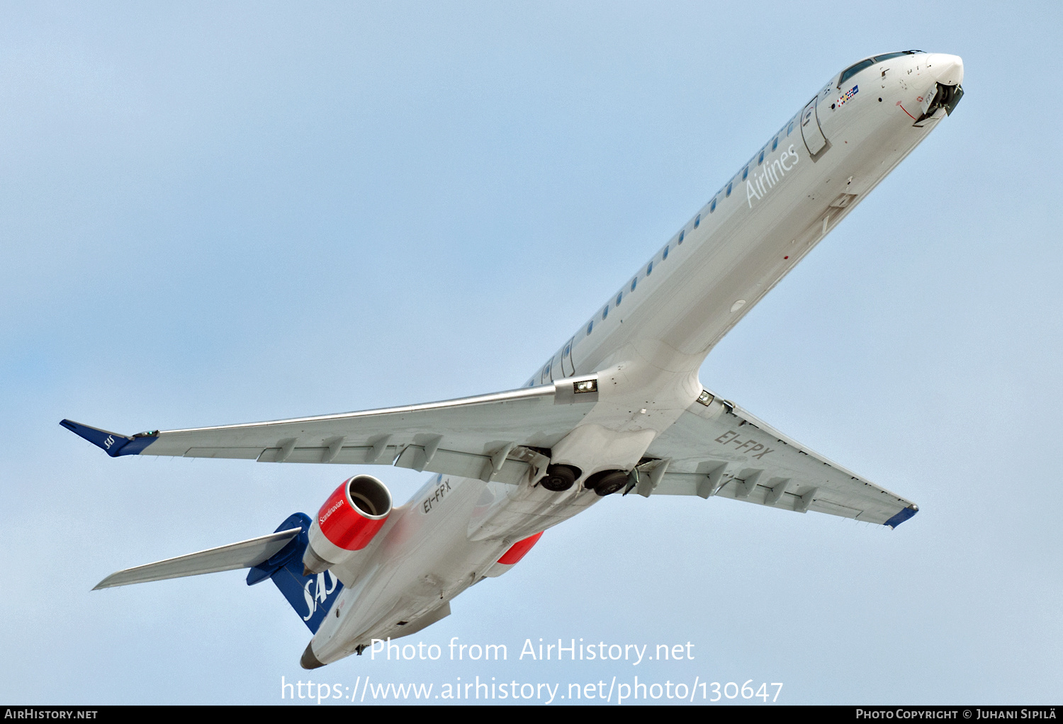 Aircraft Photo of EI-FPX | Bombardier CRJ-900LR (CL-600-2D24) | Scandinavian Airlines - SAS | AirHistory.net #130647