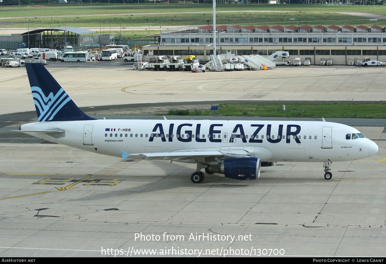 Aircraft Photo of F-HBIB | Airbus A320-214 | Aigle Azur | AirHistory.net #130700