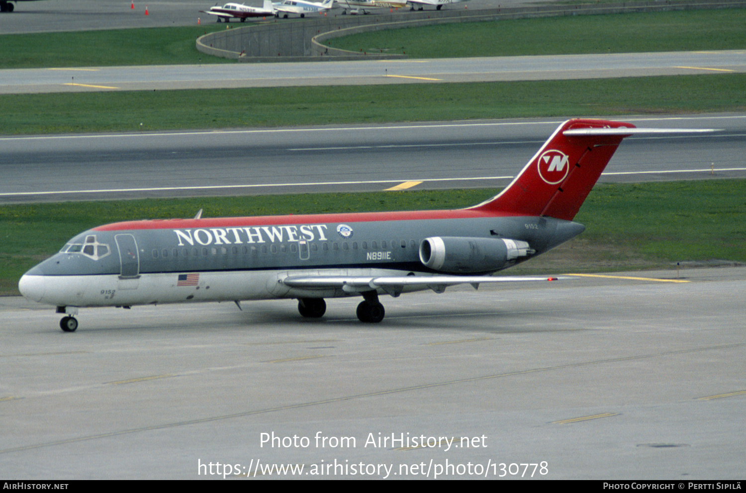 Aircraft Photo of N8911E | Douglas DC-9-14 | Northwest Airlines | AirHistory.net #130778