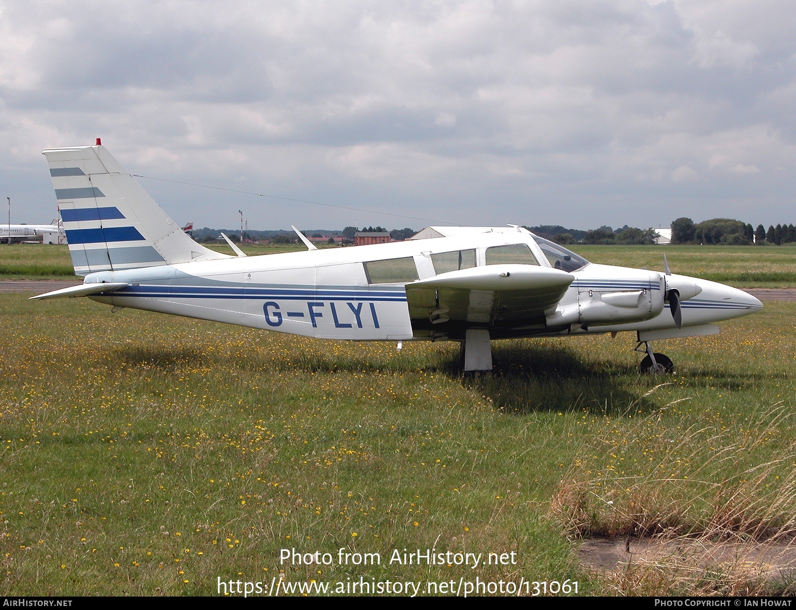 Aircraft Photo of G-FLYI | Piper PA-34-200 Seneca | AirHistory.net #131061