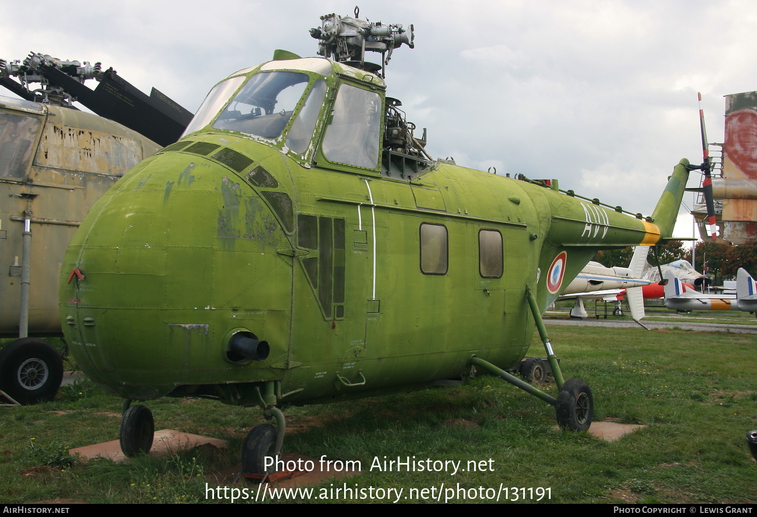 Aircraft Photo of 527615 | Sikorsky H-19D Chickasaw (S-55D) | France - Army | AirHistory.net #131191