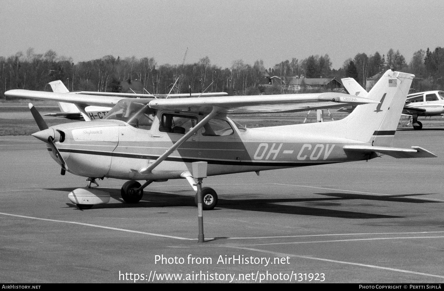 Aircraft Photo of OH-COV | Cessna 172N Skyhawk II | AirHistory.net #131923