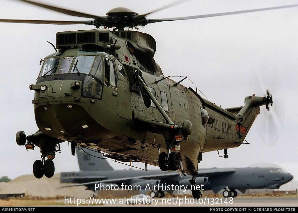 Aircraft Photo of ZF124 | Westland WS-61 Sea King HC4 | UK - Navy | AirHistory.net #132148