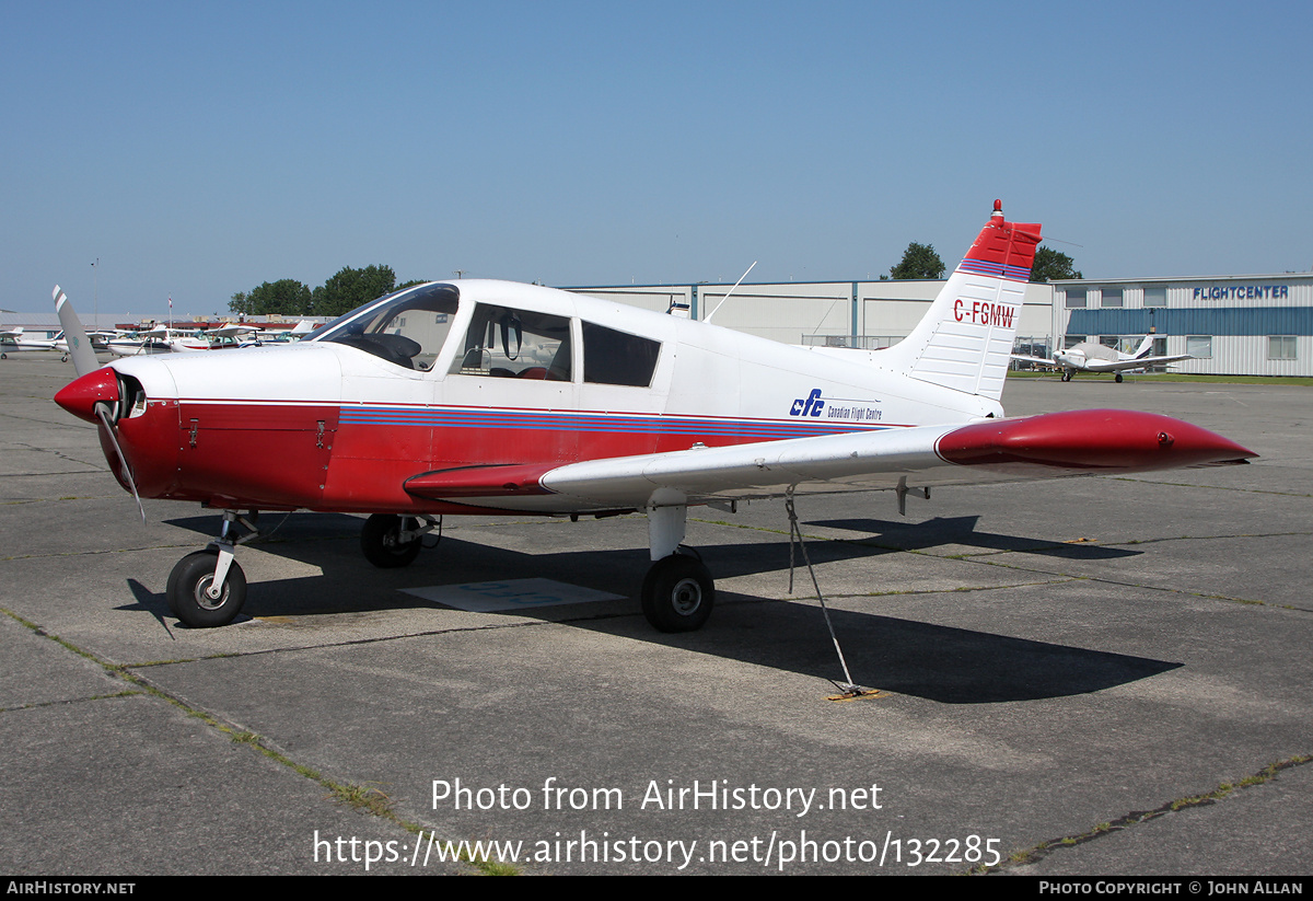 Aircraft Photo of C-FGMW | Piper PA-28-140 Cherokee | Canadian Flight Centre | AirHistory.net #132285