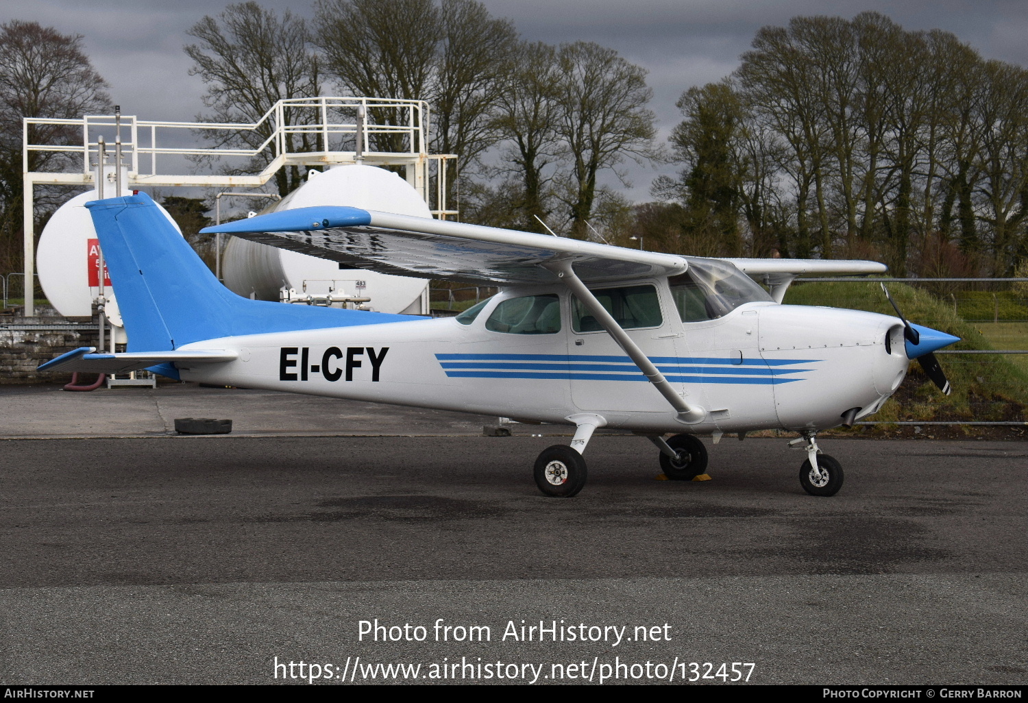 Aircraft Photo of EI-CFY | Cessna 172N | National Flight Centre | AirHistory.net #132457