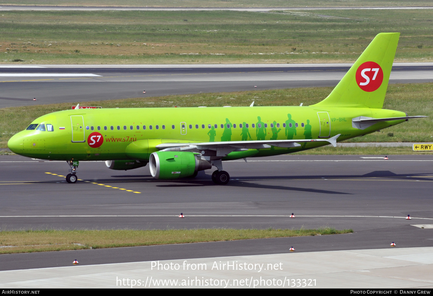 Aircraft Photo of VP-BHL | Airbus A319-114 | S7 Airlines | AirHistory.net #133321