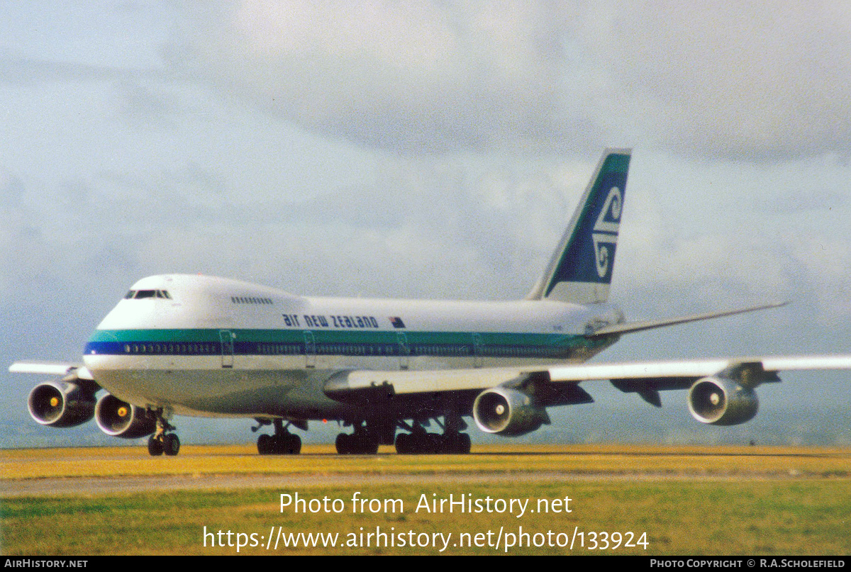 Aircraft Photo of ZK-NZV | Boeing 747-219B | Air New Zealand | AirHistory.net #133924