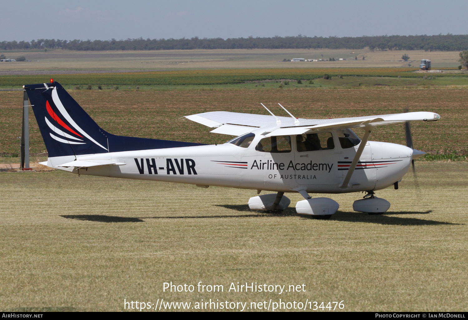 Aircraft Photo of VH-AVR | Cessna 172S Skyhawk SP | Airline Academy of Australia | AirHistory.net #134476