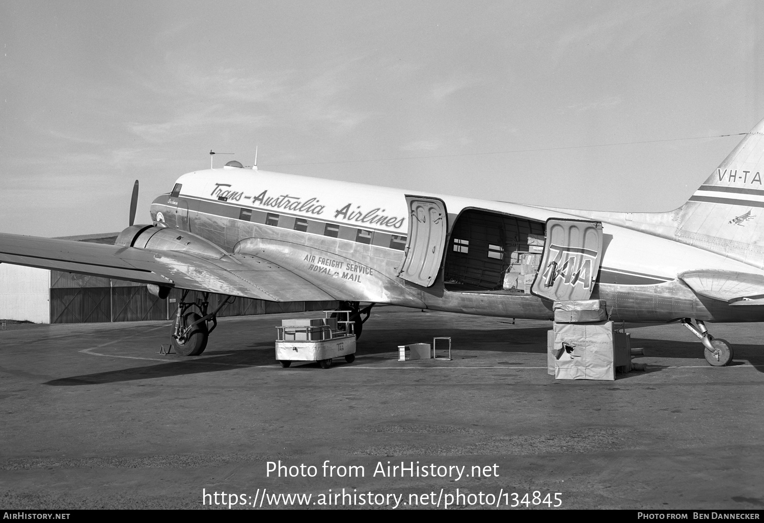 Aircraft Photo of VH-TAW | Douglas C-47A Skytrain | Trans-Australia Airlines - TAA | AirHistory.net #134845