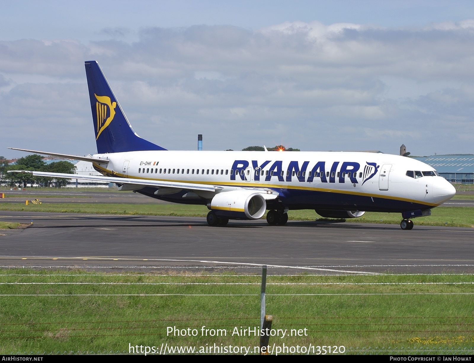 Aircraft Photo of EI-DHK | Boeing 737-8AS | Ryanair | AirHistory.net #135120