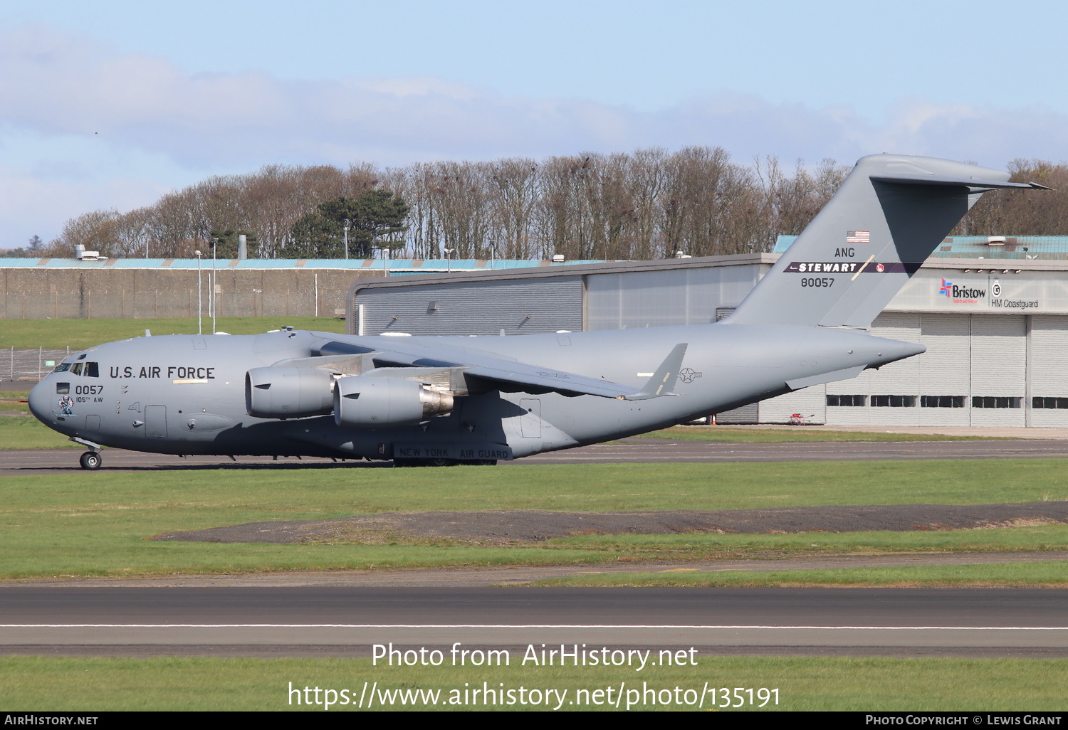 Aircraft Photo of 98-0057 / 80057 | Boeing C-17A Globemaster III | USA - Air Force | AirHistory.net #135191