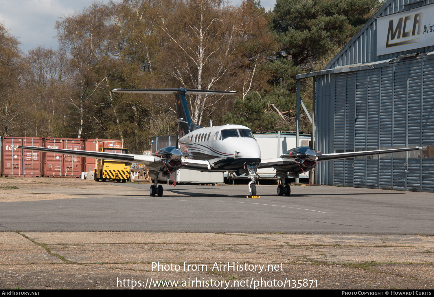 Aircraft Photo of G-OSFL | Raytheon B200 King Air | AirHistory.net #135871