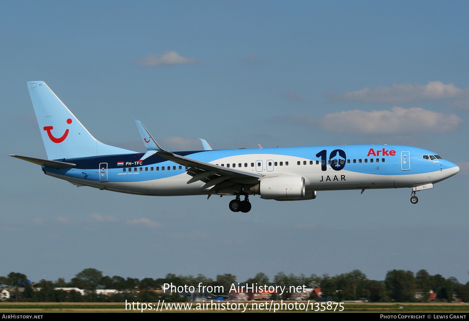 Aircraft Photo of PH-TFC | Boeing 737-8K5 | Arke | AirHistory.net #135875