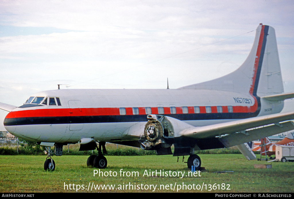 Aircraft Photo of N67097 | Martin 404 | AirHistory.net #136182