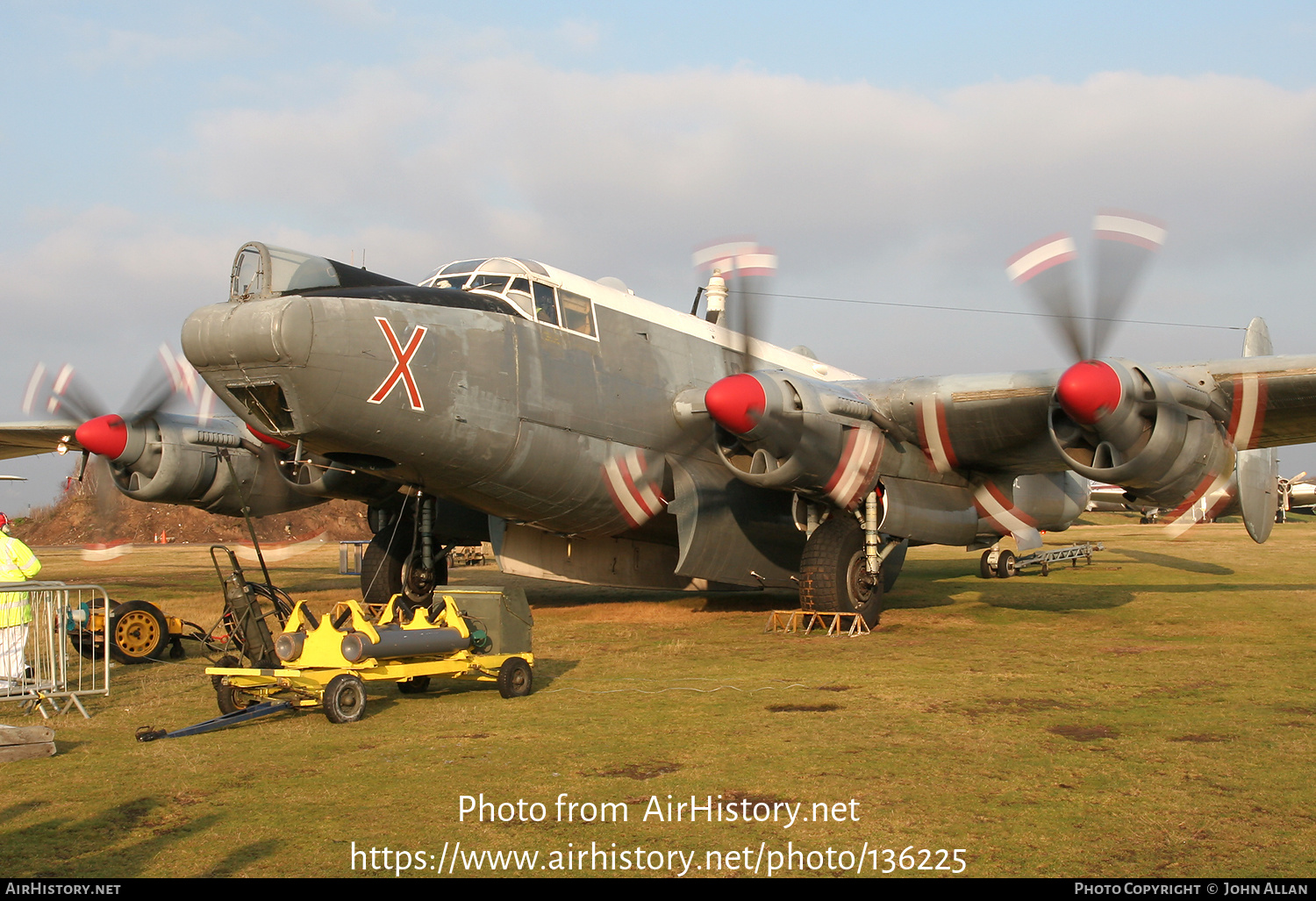 Aircraft Photo of WR963 | Avro 696 Shackleton AEW2 | UK - Air Force | AirHistory.net #136225