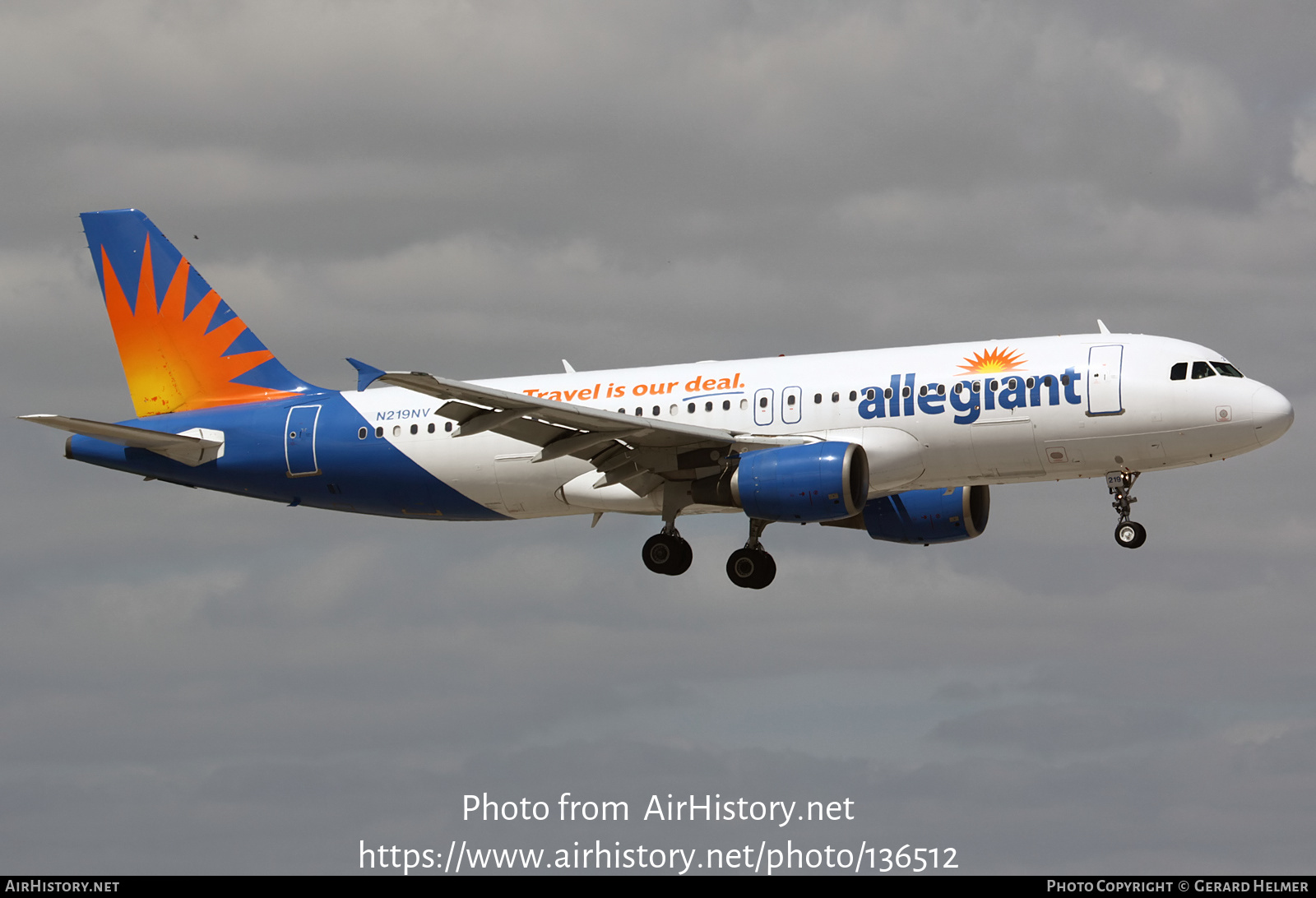 Aircraft Photo of N219NV | Airbus A320-214 | Allegiant Air | AirHistory.net #136512